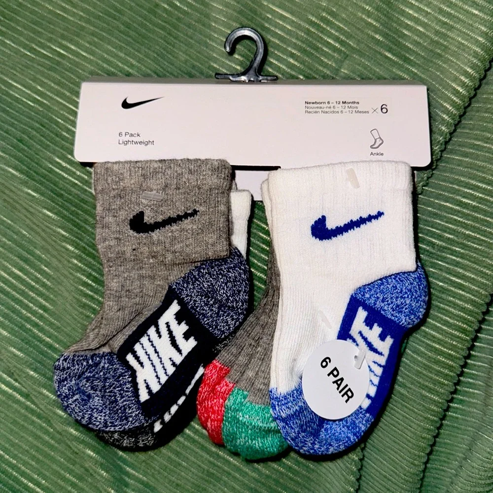 🆕 Nike Socks 6 Pack Newborn 6-12 months